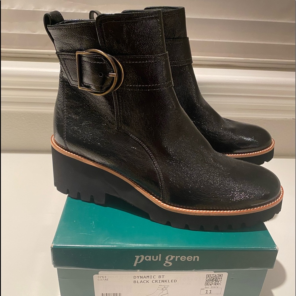 Paul Green Dynamic BT Black Crinkled Patent Leather Book Size 11US/8.5UK